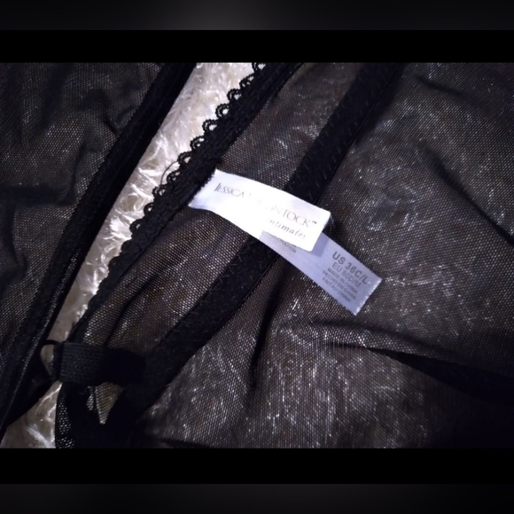 Vintage 🔥Sexy🔥 Black Babydoll/Chemise with Jewels and Ruffles 36C/Large - Picture 7 of 7